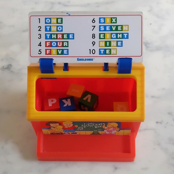 Vintage Shelcore 90s Match N Spell School House. - Picture 2 of 4